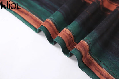 Vestidos mini às riscas com painéis Kliou