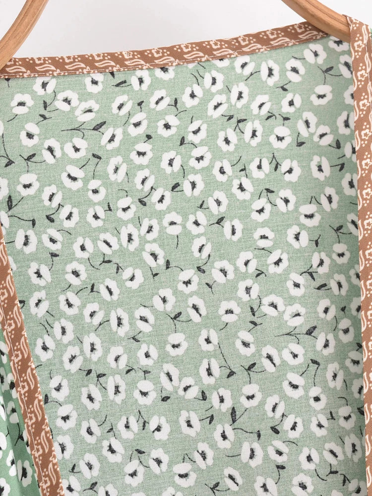 Vestido Boho Queens, com recortes (hollow out), sexy, ideal para praia, com mangas curtas, corte assimétrico