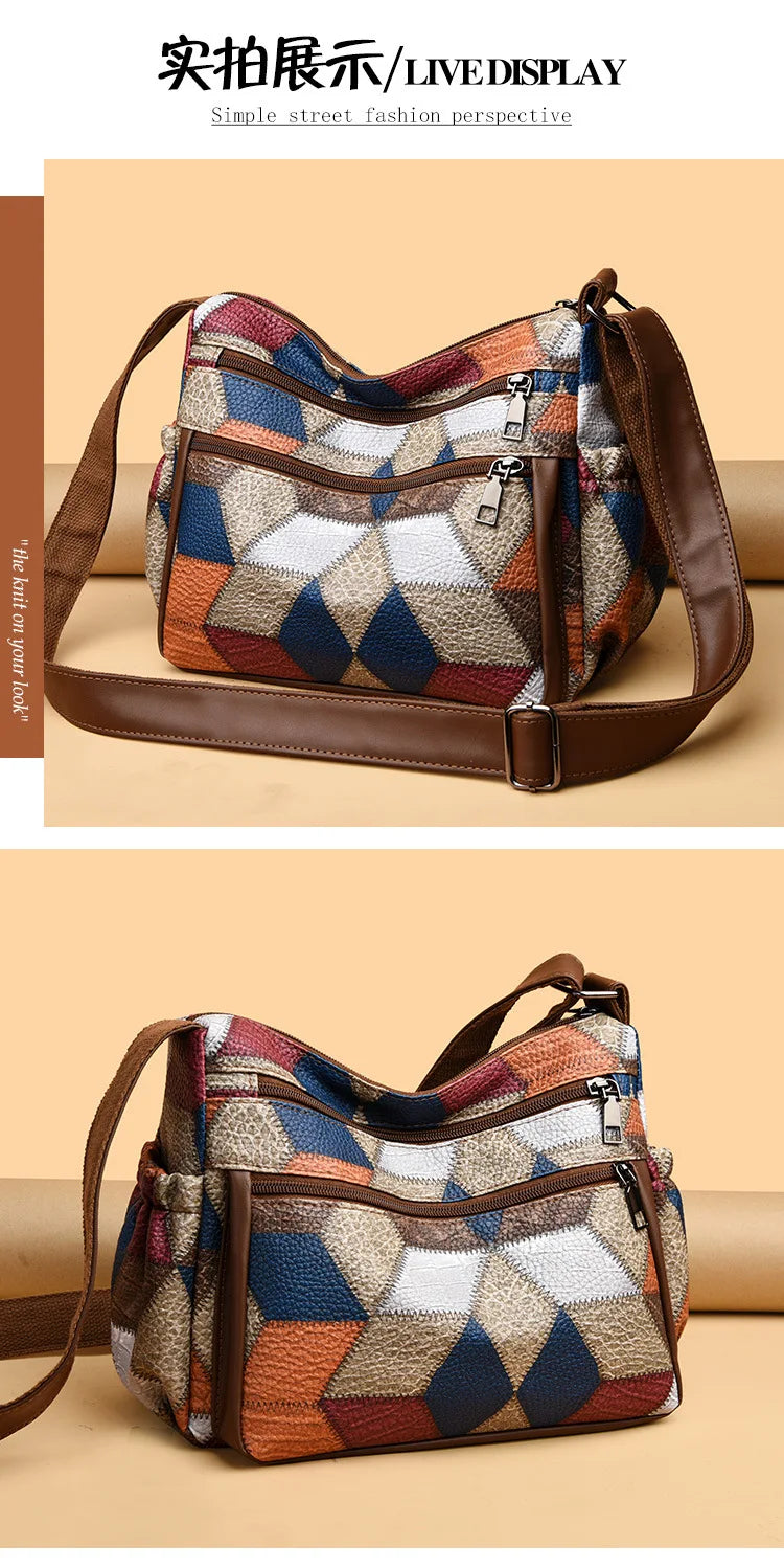 Bolso de mano de cuero con monograma estampado