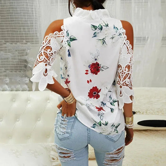 Top feminino de verão, casual e sensual, com detalhe vazado e estampado floral, blusa elegante para mulher com decote em V, mangas curtas em renda, camisa/blusa feminina, modelo 19361.