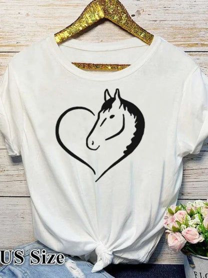 T-shirt com estampado de cavalo em forma de coração, cor amarela, manga curta, gola redonda, corte largo e confortável, ideal para looks casuais de verão
