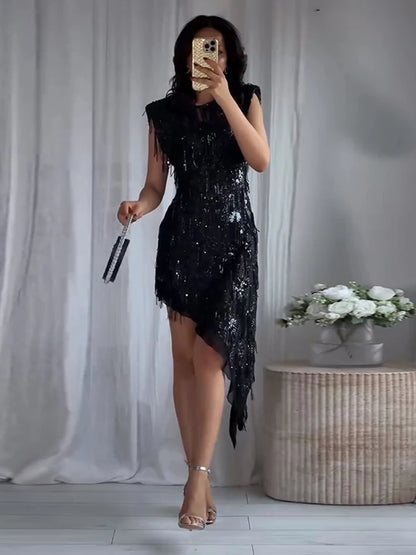 Vestido Feminino de Festa com Lantejoulas e Franjas