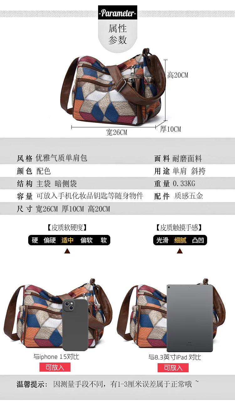 Bolso de mano de cuero con monograma estampado