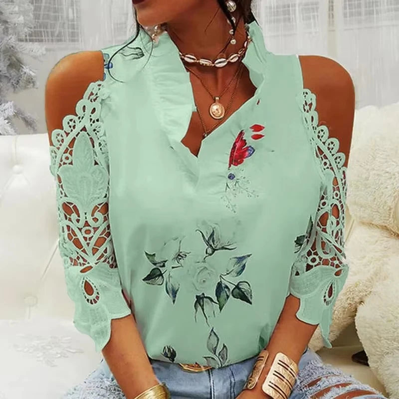 Top feminino de verão, casual e sensual, com detalhe vazado e estampado floral, blusa elegante para mulher com decote em V, mangas curtas em renda, camisa/blusa feminina, modelo 19361.