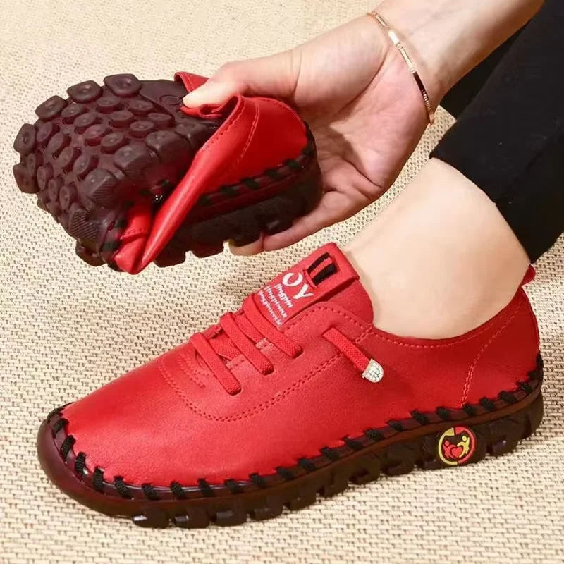 Sapato casual para Senhora – Mocassins com Atacadores, Efeito Pele, Rasos, Confortáveis e Ideais para a Primavera e Uso Diário
