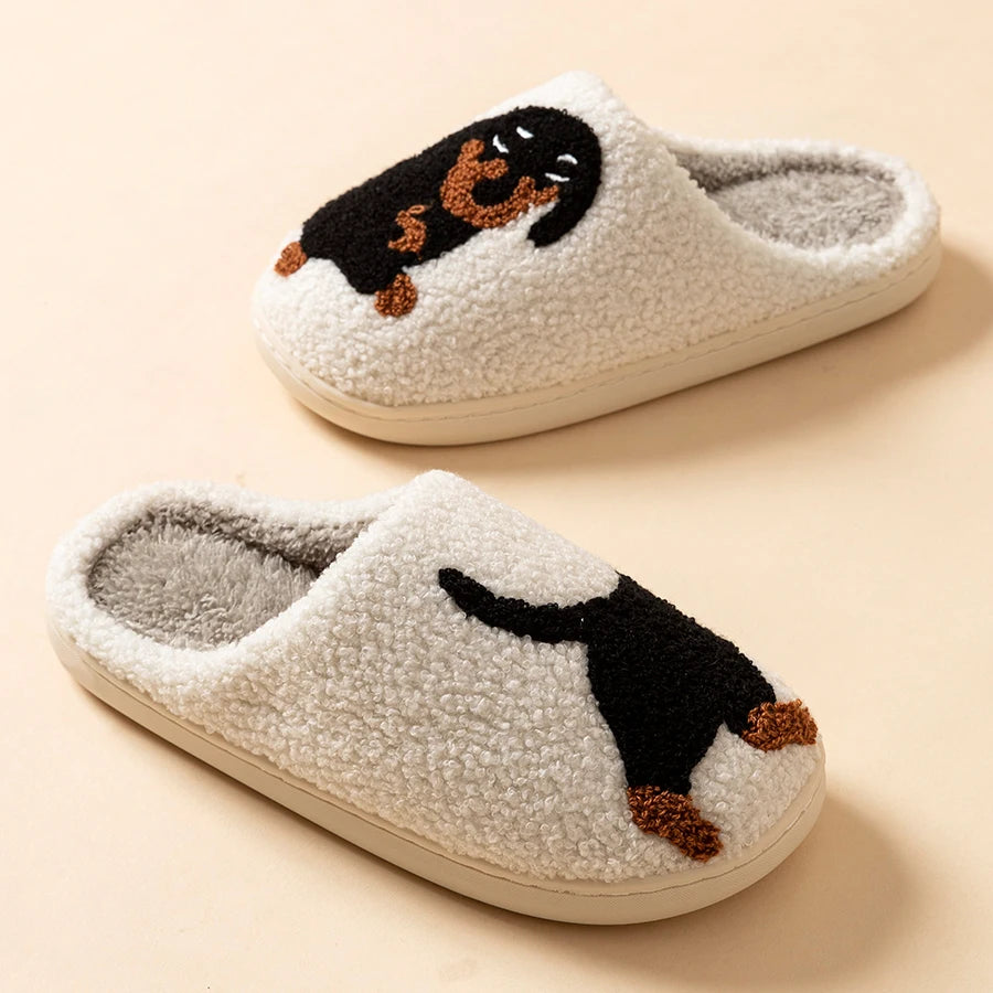 Chinelos de Inverno para Senhora – Design de Cãozinho Preto em Estilo Cartoon, Quentes, Macios e Confortáveis para Casa