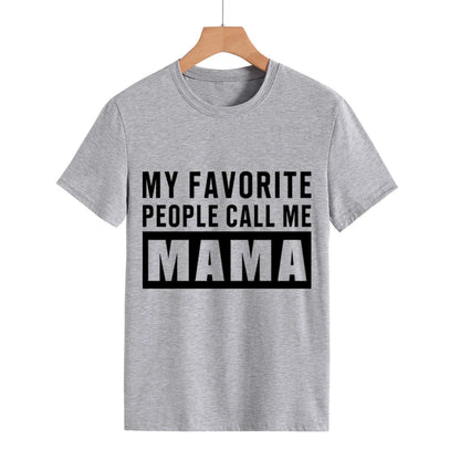 Camiseta con estampado “My Favorite People Call Me Mama”, manga corta, cuello redondo, corte holgado y cómodo, ideal para un look casual y relajado