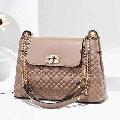 Bolso de mano y hombro con correa en cadena